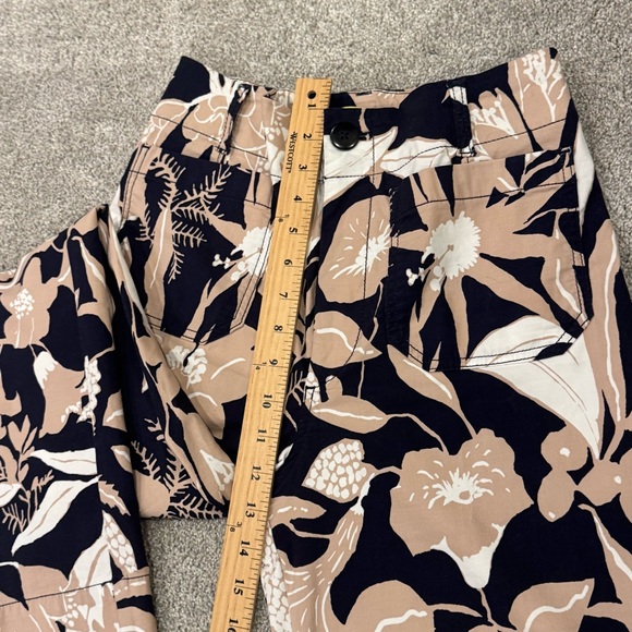 Anthropologie Maeve Colette Jo Faulkner Wide-Leg Cropped Floral Navy Pant 27 - Picture 9 of 11